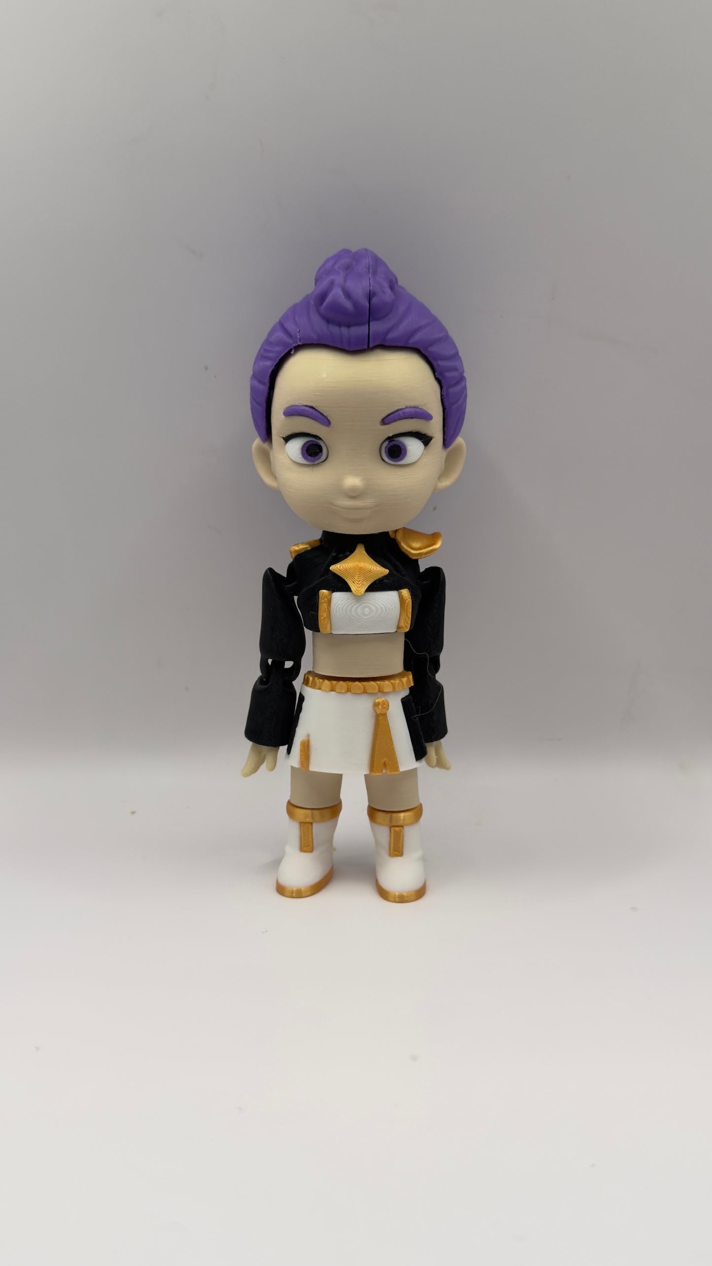 ✨ FIGURA ARTICULADA KPOP – RUMI – Edición Especial